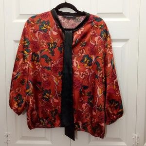 Andrew Marc New York Women's Floral Blouse with Elastic bottom black necktie XL